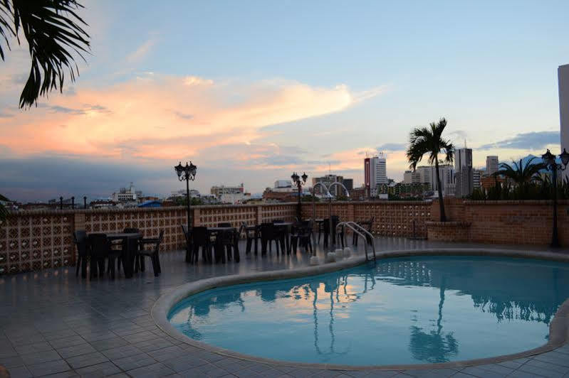 Hotel Calima Real ภายนอก รูปภาพ